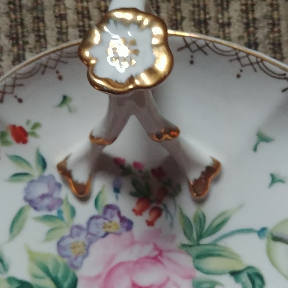 Pretty handled h.p. floral tray hand painted. - Picture 3 of 13